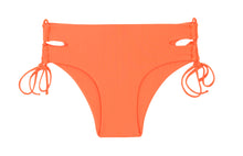 Load image into Gallery viewer, Product Front: Rio De Sol Bas Bottom Dende Madrid
