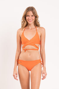 Model Front: Rio De Sol Bas Bottom Dende Madrid