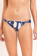 Load image into Gallery viewer, Gallery: Rio De Sol Bas Bottom Pottery Mel
