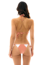 Load image into Gallery viewer, Model Back: Rio De Sol Bas Bottom Rose Recorte Tri
