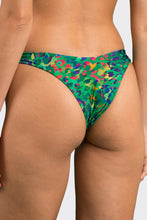Load image into Gallery viewer, Image 08: Rio De Sol Bas Bottom Wilds Highleg
