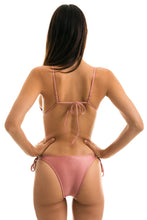 Load image into Gallery viewer, Model Back: Rio De Sol Ensemble Callas Invisible
