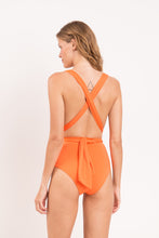 Load image into Gallery viewer, Model Back: Rio De Sol Une Pièce Dende Marina
