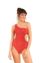 Load image into Gallery viewer, Model Front: Rio De Sol Une Pièce Malibu-Chili Maeve
