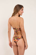 Load image into Gallery viewer, Model Back: Rio De Sol Ensemble Set Fiore Kate Essential
