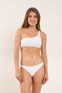 Model Front: Rio De Sol Ensemble Set Sand-White Kora Leblon
