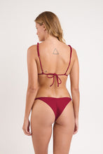 Load image into Gallery viewer, Model Back: Rio De Sol Ensemble Set Touch-Carmim Selena
