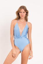 Load image into Gallery viewer, Model Front: Rio De Sol Une Pièce Shimmer-Baltic-Sea New Vegas
