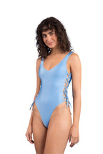 Load image into Gallery viewer, Image 04: Rio De Sol Une Pièce Shimmer-Baltic-Sea Zoe

