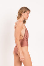 Load image into Gallery viewer, Image 04: Rio De Sol Une Pièce Shimmer-Copper New Vegas
