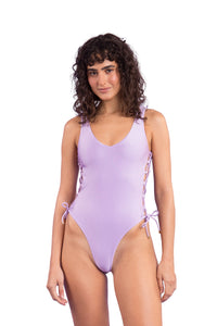 Model Front: Rio De Sol Une Pièce Shimmer-Harmonia Zoe