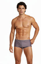 Load image into Gallery viewer, Model Front: Rio De Sol Sunga / Boxer Sunga Ferrugem
