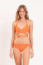 Load image into Gallery viewer, Model Front: Rio De Sol Haut Top Dende Kate
