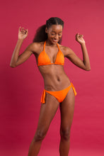 Load image into Gallery viewer, Image 12: Rio De Sol Haut Top Dots-Orange Mel
