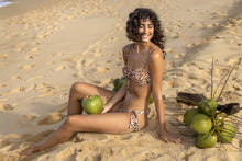 Load image into Gallery viewer, Image 06: Rio De Sol Haut Top Leopard Balconet-Tie
