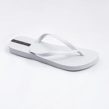 Load image into Gallery viewer, Product Back: Rio De Sol Tongs White Slim
