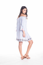 Load image into Gallery viewer, Model Back: Saha Vêtement De Plage Viento Blue Stripes
