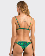 Load image into Gallery viewer, Wilds Tri-Fixo Cheeky-Tie Set
