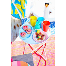 Load image into Gallery viewer, Image 04: Sunnylife Bougies Pineapple Cake Candle
