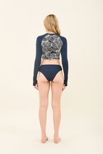 Load image into Gallery viewer, Model Back: Uv Line Ensemble Set Dalia Marinho Upf50+
