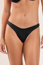 Load image into Gallery viewer, Gallery: Wednesday In Hawaii By Rio De Sol Bas Bottom Lava Kai
