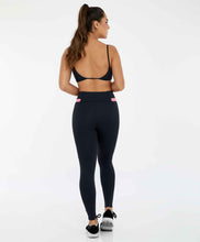 Load image into Gallery viewer, Hyper Detalhe Cos Preto Leggings
