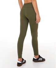 Load image into Gallery viewer, Hyper Zero Verde Olive Leggings
