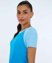 Load image into Gallery viewer, Recortes Sport Azul Vivid Skin Fit T-Shirt

